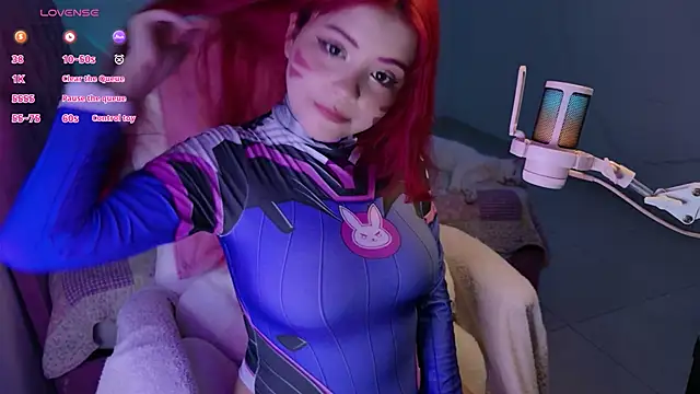 EmillieX online show from November 2025 11:20:02 PM