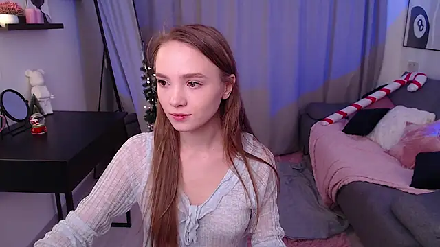 Adria Arjona online show from December 2025 07:35:01 AM