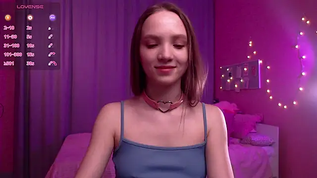 Adria Arjona online show from April 2026 07:43:01 AM