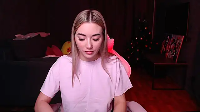 Rosie Mac online show from December 2025 02:16:02 AM