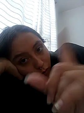 naughtygoddesss  online show from December 2025 04:52:01 PM