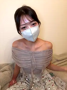 Snapshot of ARISU_1205 chatting on November 2025 01:44:02 PM ARISU 1205 online show from November 2025 01:44:02 PM