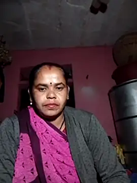 Snapshot of Hot_reeji8 chatting on December 2025 04:45:01 PM Hot reeji8 online show from December 2025 04:45:01 PM