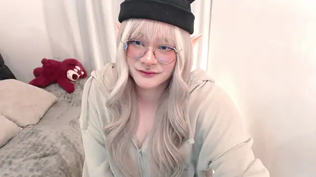 Snapshot of Omorimori chatting on June 2026 01:44:02 PM Omorimori online show from June 2026 01:44:02 PM