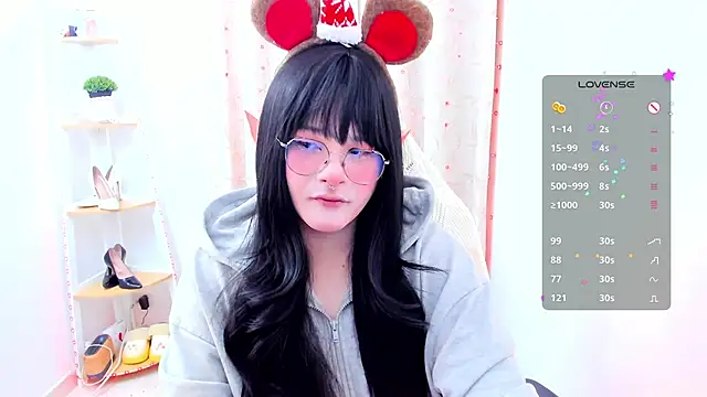 Snapshot of Omorimori chatting on November 2025 02:51:01 PM Omorimori online show from November 2025 02:51:01 PM