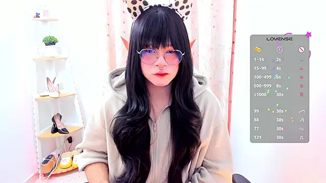 Snapshot of Omorimori chatting on December 2025 04:30:01 PM Omorimori online show from December 2025 04:30:01 PM