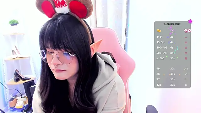 Snapshot of Omorimori chatting on November 2025 02:49:01 PM Omorimori online show from November 2025 02:49:01 PM