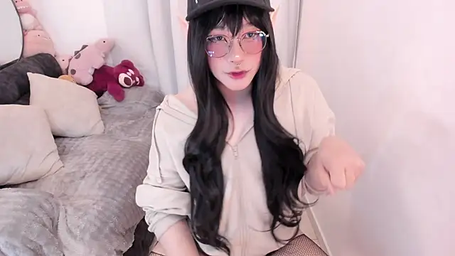 Snapshot of Omorimori chatting on July 2026 12:04:01 PM Omorimori online show from July 2026 12:04:01 PM