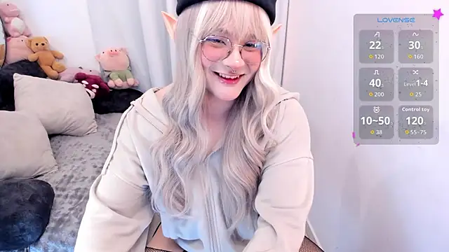 Snapshot of Omorimori chatting on July 2026 01:18:02 PM Omorimori online show from July 2026 01:18:02 PM