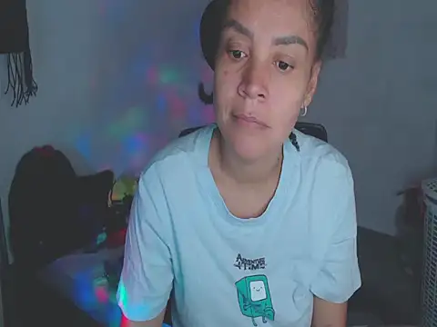 shayna cute online show from June 2026 11:53:02 PM