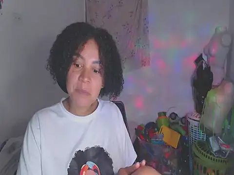 shayna cute online show from May 2026 01:57:16 AM