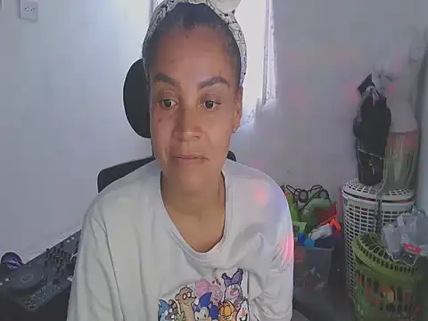 shayna cute online show from May 2026 08:27:02 PM