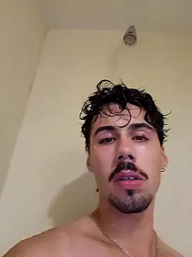 Snapshot of Leo__ribeiro chatting on March 2026 10:15:02 PM Leo ribeiro online show from March 2026 10:15:02 PM