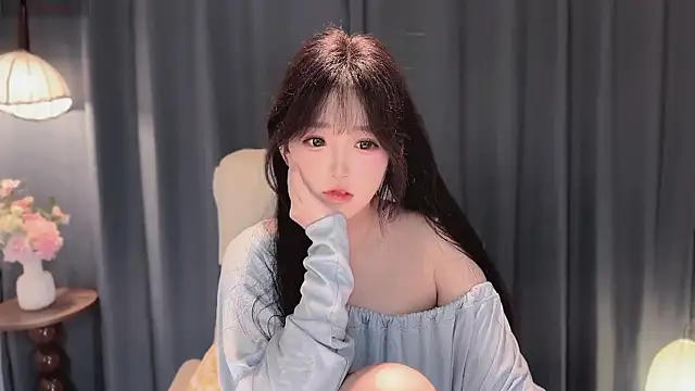 Yaiyigirl online show from March 2026 03:35:02 PM