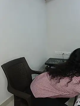 Snapshot of ITZ_GURU chatting on June 2026 03:31:02 PM ITZ GURU online show from June 2026 03:31:02 PM