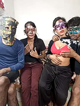 Real-Family online show from December 2025 05:25:01 PM