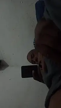 Snapshot of negrocomomisuerte chatting on November 2025 07:12:01 AM negrocomomisuerte online show from November 2025 07:12:01 AM