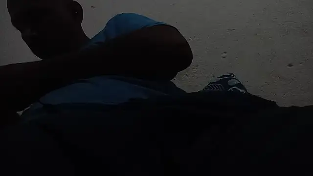 Snapshot of negrocomomisuerte chatting on November 2025 07:42:01 AM negrocomomisuerte online show from November 2025 07:42:01 AM