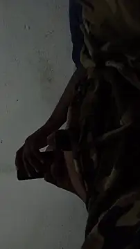 Snapshot of negrocomomisuerte chatting on November 2025 04:23:01 AM negrocomomisuerte online show from November 2025 04:23:01 AM