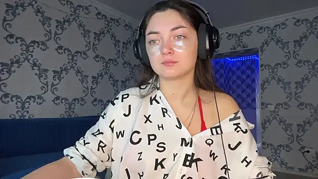 TwotyBright online show from January 2026 06:06:01 AM