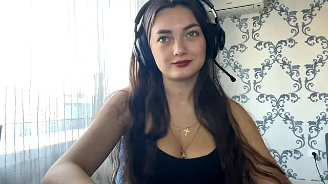 TwotyBright online show from November 2025 08:07:02 AM