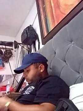 KARNEs24666 online show from February 2026 08:57:02 AM