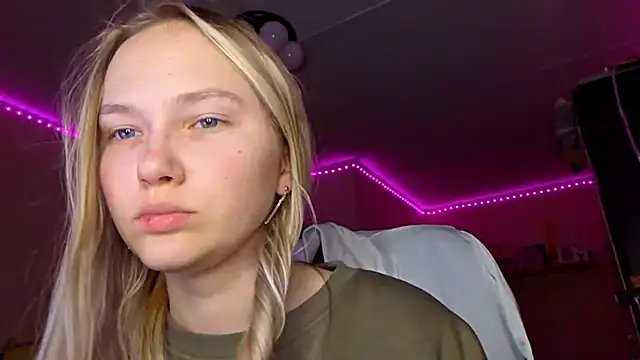 KarinRobertson online show from February 2026 05:09:01 PM