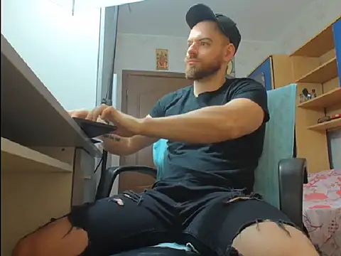 Ryanstone  online show from December 2025 05:13:01 AM