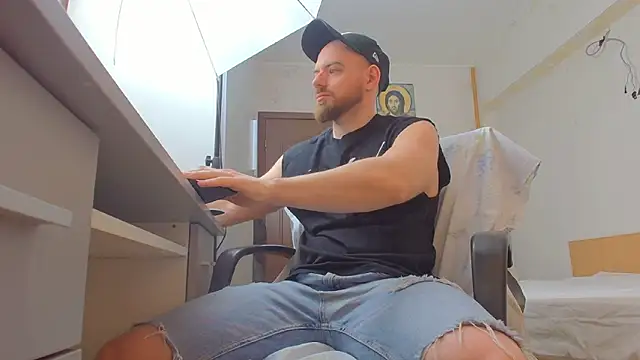 Ryanstone  online show from April 2026 05:25:01 AM