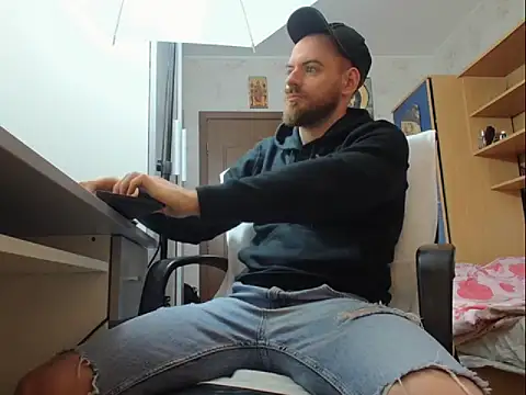 Ryanstone  online show from November 2025 04:49:02 AM