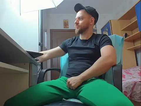 Ryanstone  online show from November 2025 03:44:01 AM