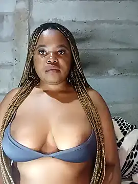 Snapshot of Lulubabee chatting on November 2025 03:27:02 PM Lulubabee online show from November 2025 03:27:02 PM