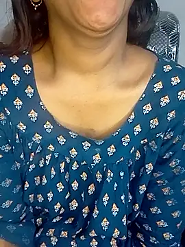 Neha533 online show from March 2026 05:23:01 PM