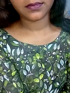 Snapshot of Neha533 chatting on May 2026 08:22:01 PM Neha533 online show from May 2026 08:22:01 PM