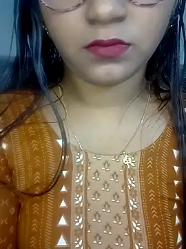 Neha533 online show from December 2025 06:31:02 PM