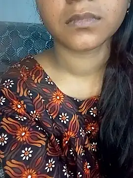 Neha533 online show from March 2026 05:52:02 PM