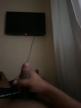 Novinhode18   online show from April 2026 07:36:02 PM