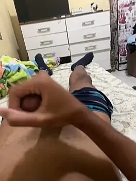 Snapshot of Novinhode18__ chatting on December 2025 04:00:02 AM Novinhode18 online show from December 2025 04:00:02 AM