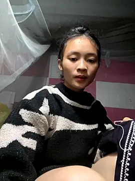 Snapshot of Li_ve chatting on November 2025 01:42:01 AM Li ve online show from November 2025 01:42:01 AM