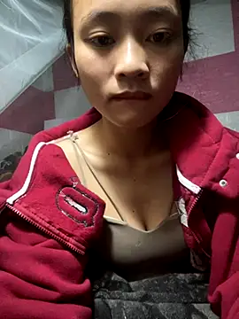 Snapshot of Li_ve chatting on November 2025 10:35:01 PM Li ve online show from November 2025 10:35:01 PM