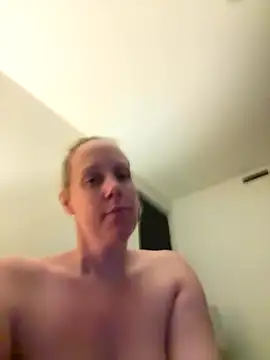 aussielovegal online show from November 2025 01:16:02 PM