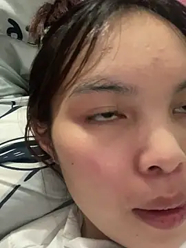 Snapshot of A_lyly chatting on November 2025 12:42:01 PM A lyly online show from November 2025 12:42:01 PM