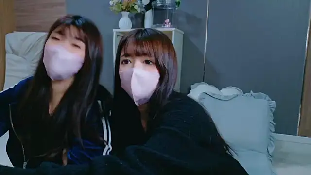 oto-X-cup online show from November 2025 11:47:02 AM