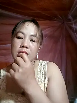 Snapshot of Sara_pusyy chatting on April 2026 12:53:02 PM Sara pusyy online show from April 2026 12:53:02 PM