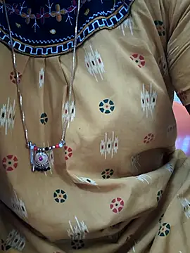 hyd couple7878 online show from December 2025 03:53:01 AM