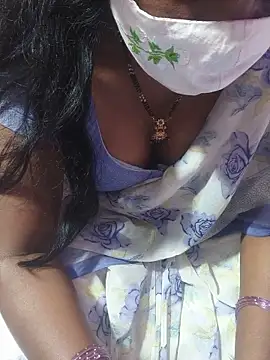 Snapshot of hyd_couple7878 chatting on June 2026 04:24:01 PM hyd couple7878 online show from June 2026 04:24:01 PM