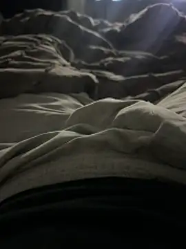 adamblunt59 online show from March 2026 09:49:02 PM