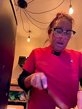 Angel-LinaX online show from December 2025 05:02:01 PM