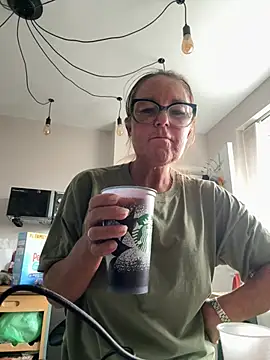 Snapshot of Angel-LinaX chatting on June 2026 06:06:01 PM Angel-LinaX online show from June 2026 06:06:01 PM