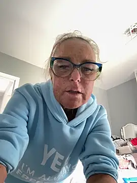 Snapshot of Angel-LinaX chatting on June 2026 02:11:01 PM Angel-LinaX online show from June 2026 02:11:01 PM